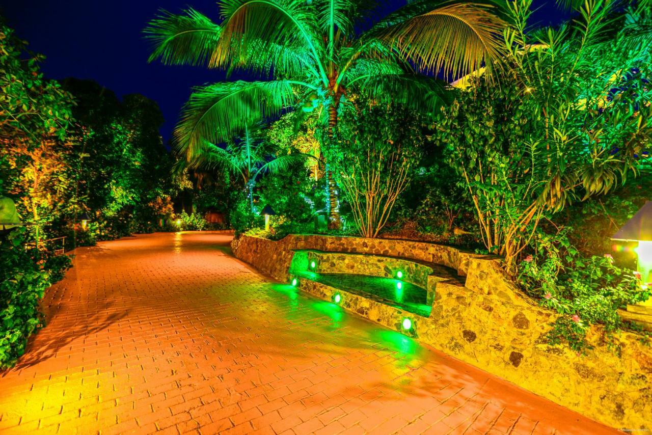 Ai World Park And Resorts Bacungan Екстериор снимка