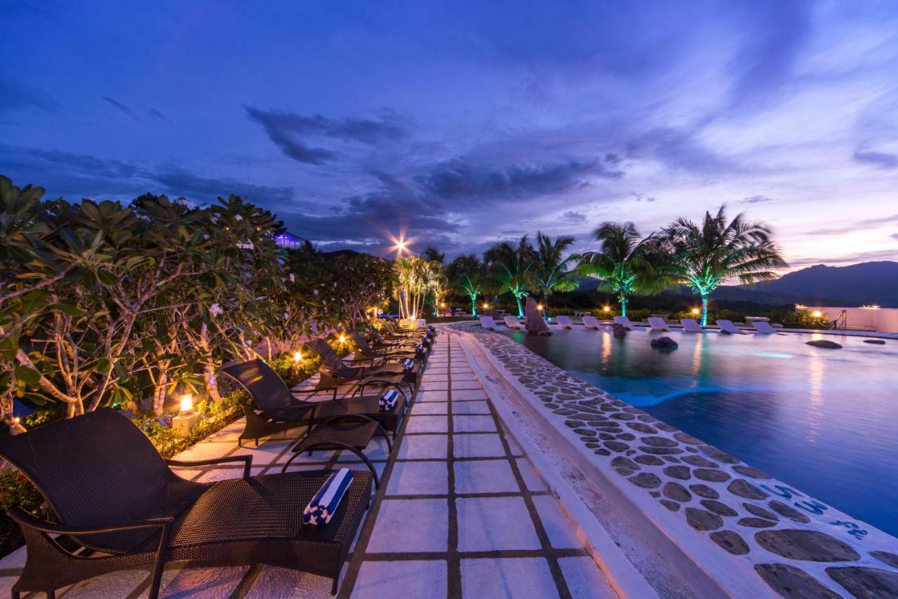 Ai World Park And Resorts Bacungan Екстериор снимка